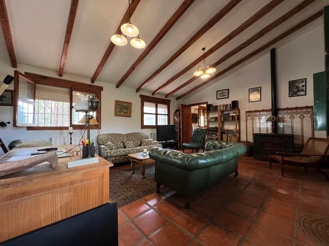 3 soverom Finca/Herregård til salgs i Sedella med svømmebasseng garasje - € 398 000 (Ref: 8439613)