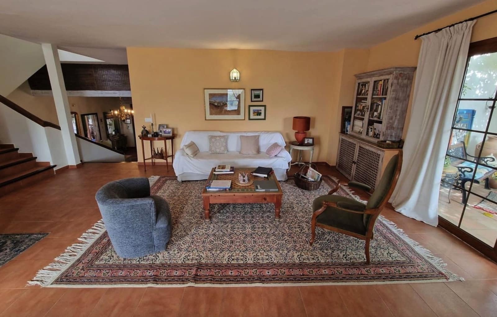 11 soveværelse Erhverv til salg i Alcaucin med swimmingpool garage - € 1.270.000 (Ref: 8474455)