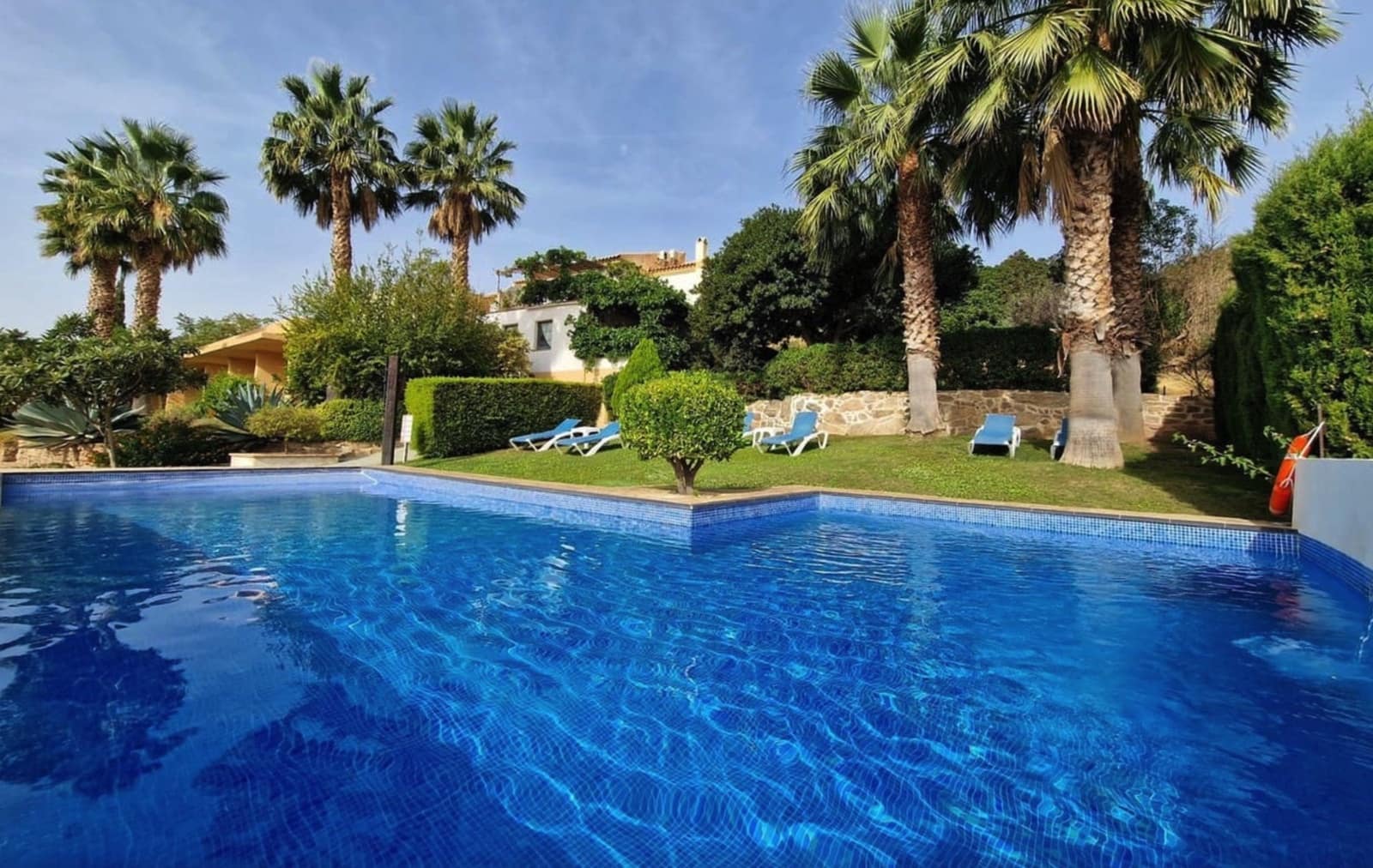 11 soveværelse Erhverv til salg i Alcaucin med swimmingpool garage - € 1.270.000 (Ref: 8474455)