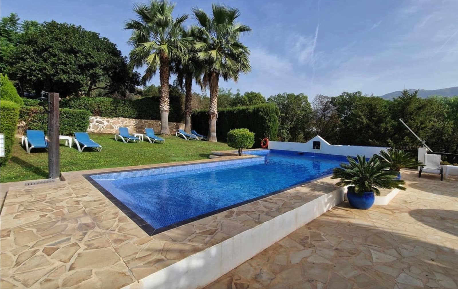 11 soveværelse Erhverv til salg i Alcaucin med swimmingpool garage - € 1.270.000 (Ref: 8474455)