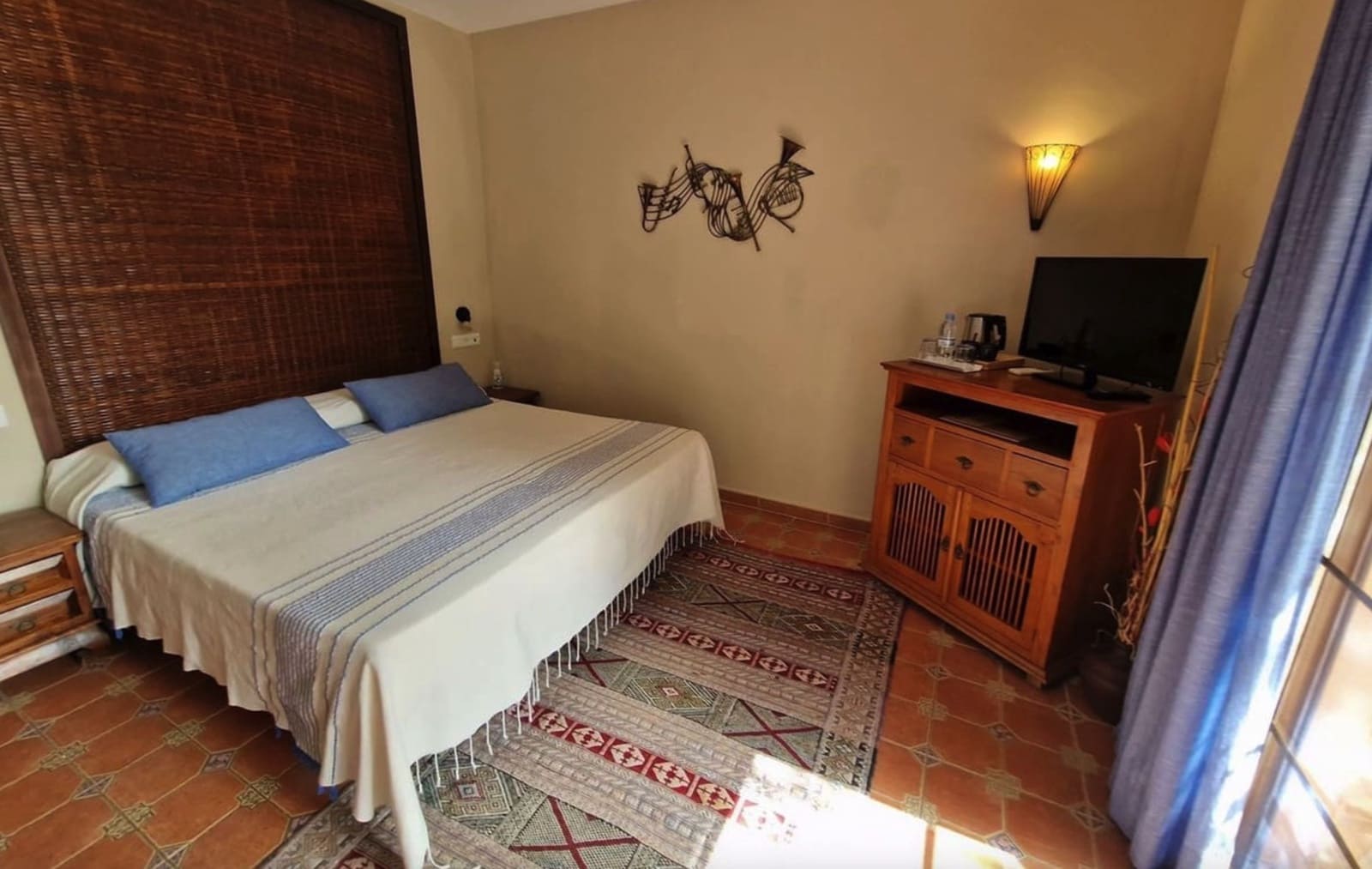 11 soveværelse Erhverv til salg i Alcaucin med swimmingpool garage - € 1.270.000 (Ref: 8474455)