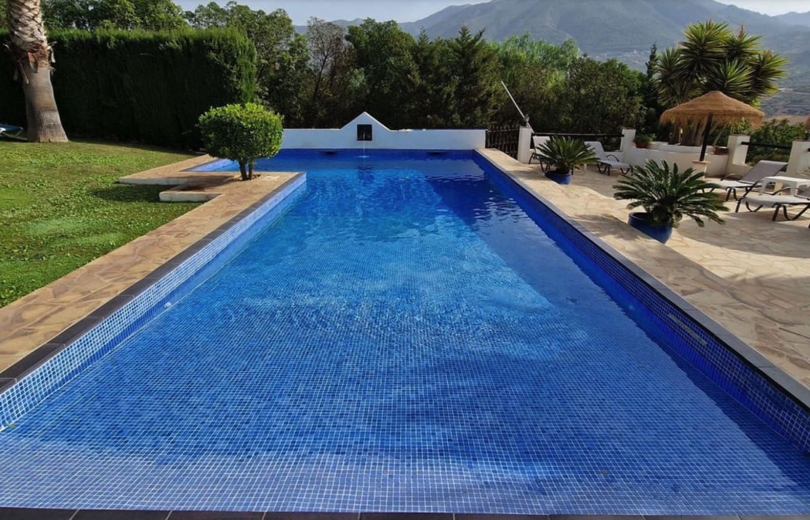 11 soveværelse Erhverv til salg i Alcaucin med swimmingpool garage - € 1.270.000 (Ref: 8474455)