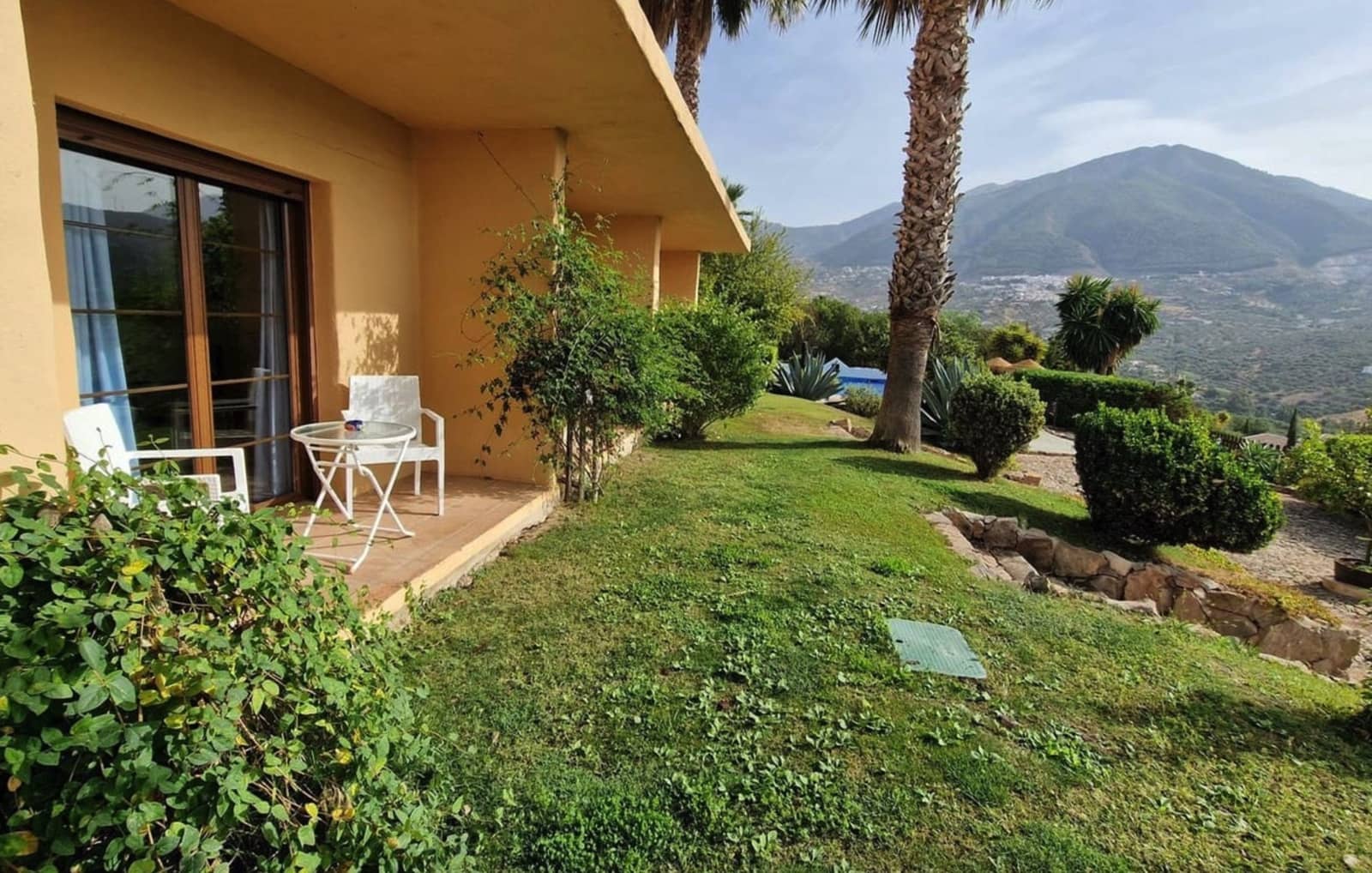 11 soveværelse Erhverv til salg i Alcaucin med swimmingpool garage - € 1.270.000 (Ref: 8474455)