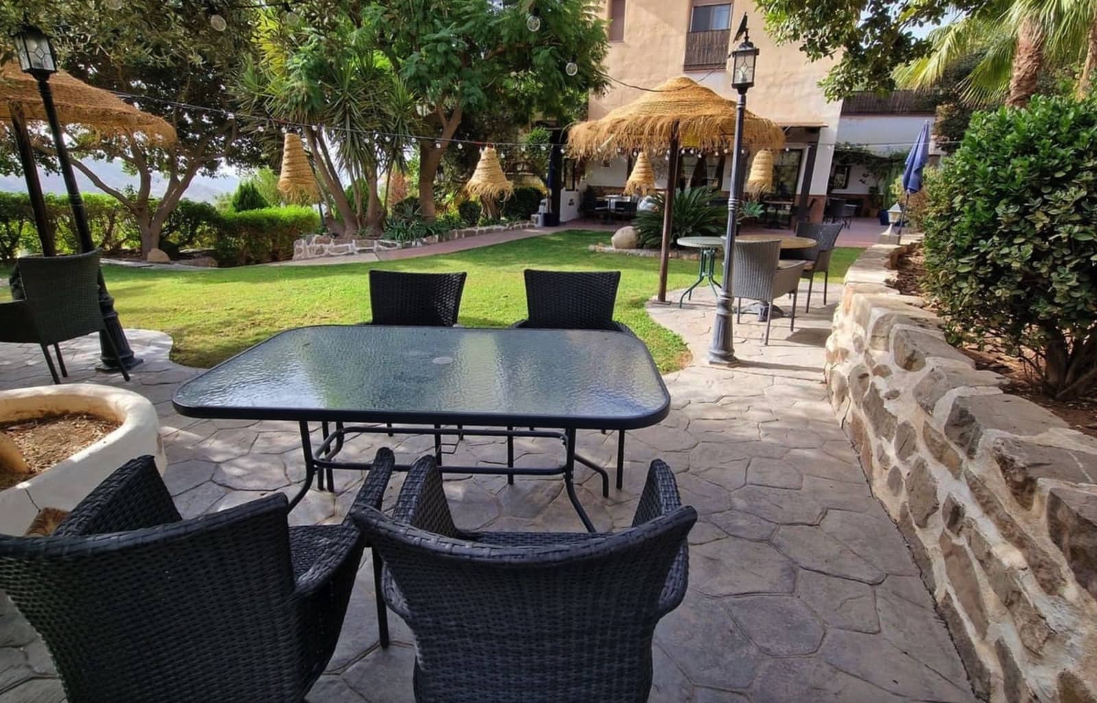 11 soveværelse Erhverv til salg i Alcaucin med swimmingpool garage - € 1.270.000 (Ref: 8474455)