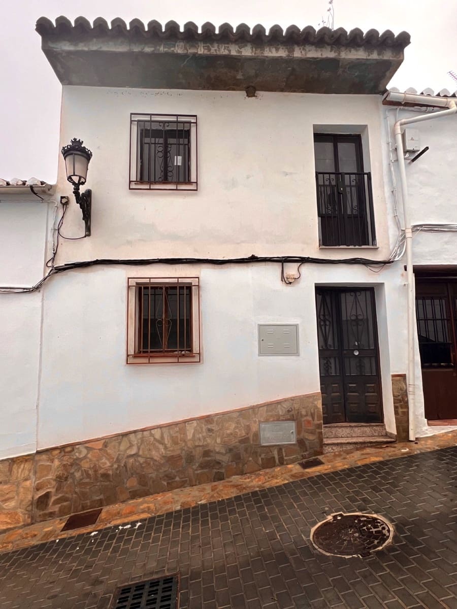 4 slaapkamer Huis te koop in Alcaucin - € 149.900 (Ref: 8592044)