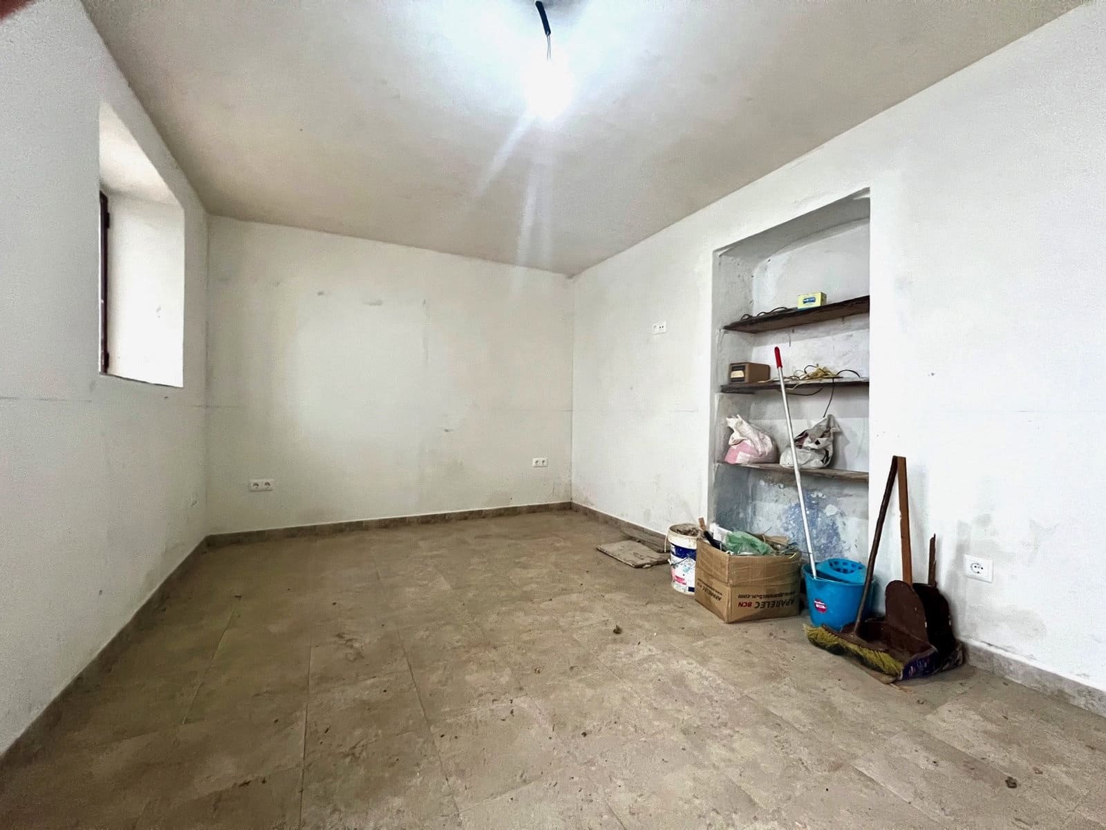 4 slaapkamer Huis te koop in Alcaucin - € 149.900 (Ref: 8592044)