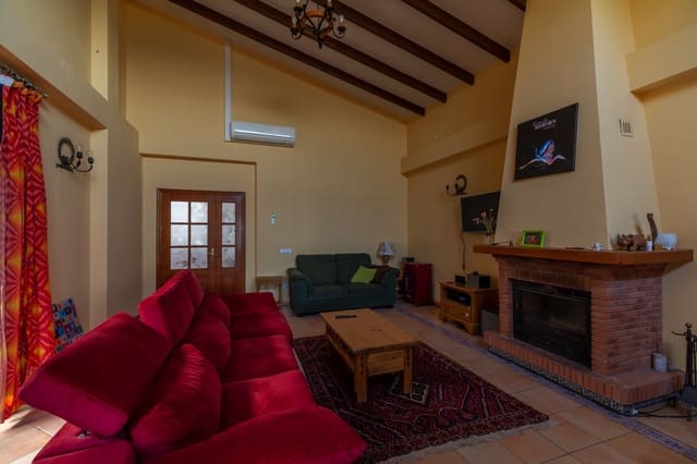 3 soverom Villa til salgs i Periana med svømmebasseng garasje - € 729 000 (Ref: 8707529)