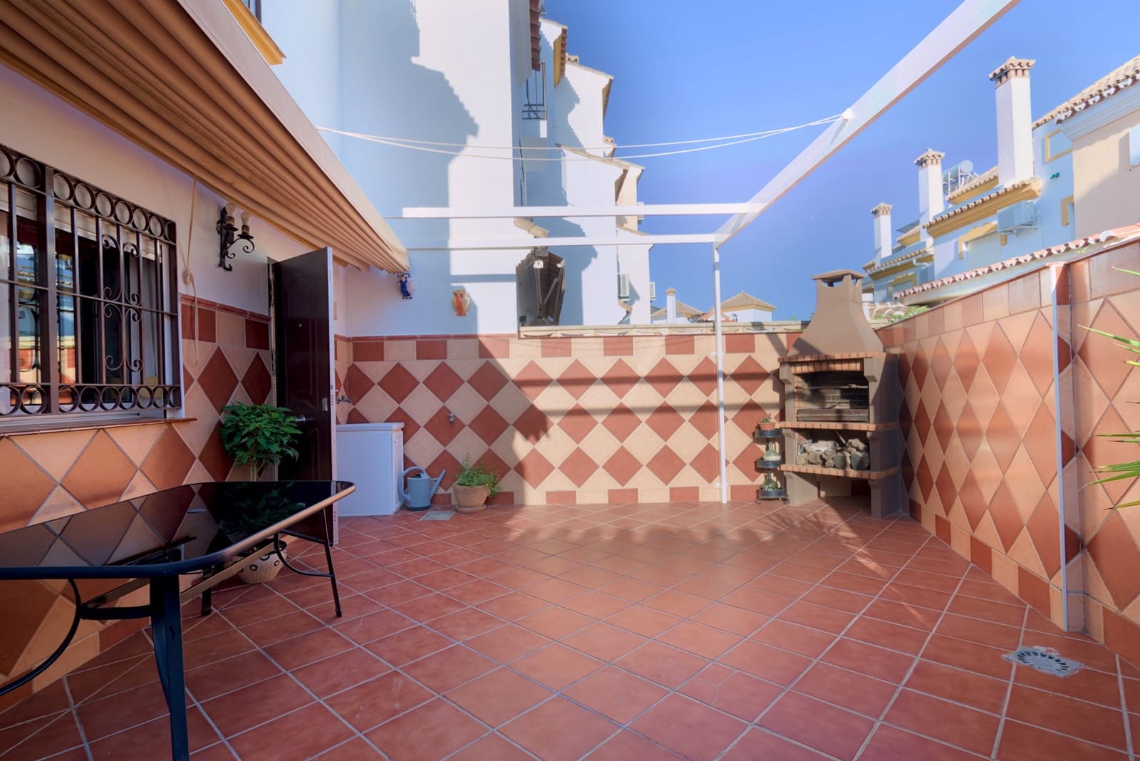 3 soveværelse Villa til salg i Torre del Mar med swimmingpool garage - € 410.000 (Ref: 8717208)