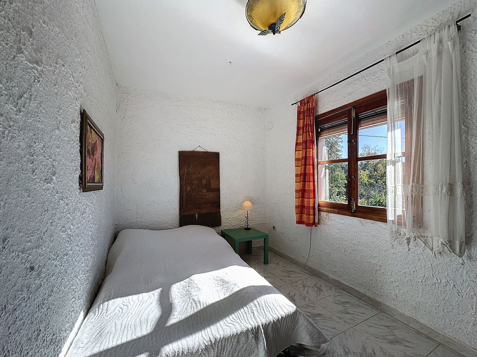 8 slaapkamer Commercieel te koop in Sedella met zwembad garage - € 695.000 (Ref: 8902833)