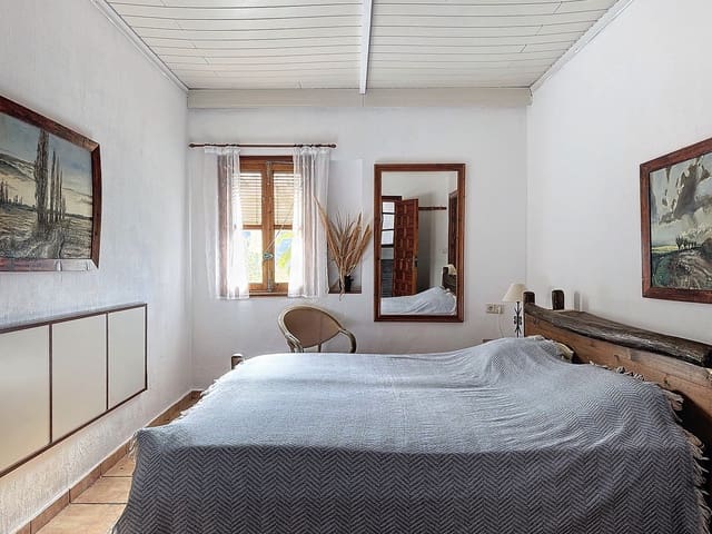 8 slaapkamer Commercieel te koop in Sedella met zwembad garage - € 695.000 (Ref: 8902833)