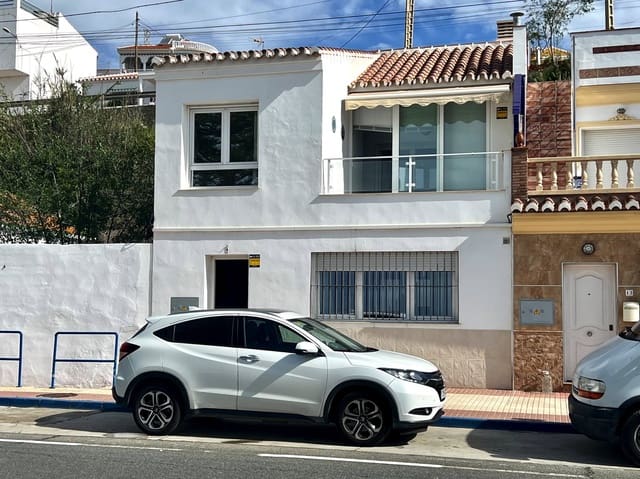 2 chambre Villa/Maison Mitoyenne à vendre à Lagos, Vélez-Málaga - 385 000 € (Ref: 8936007)