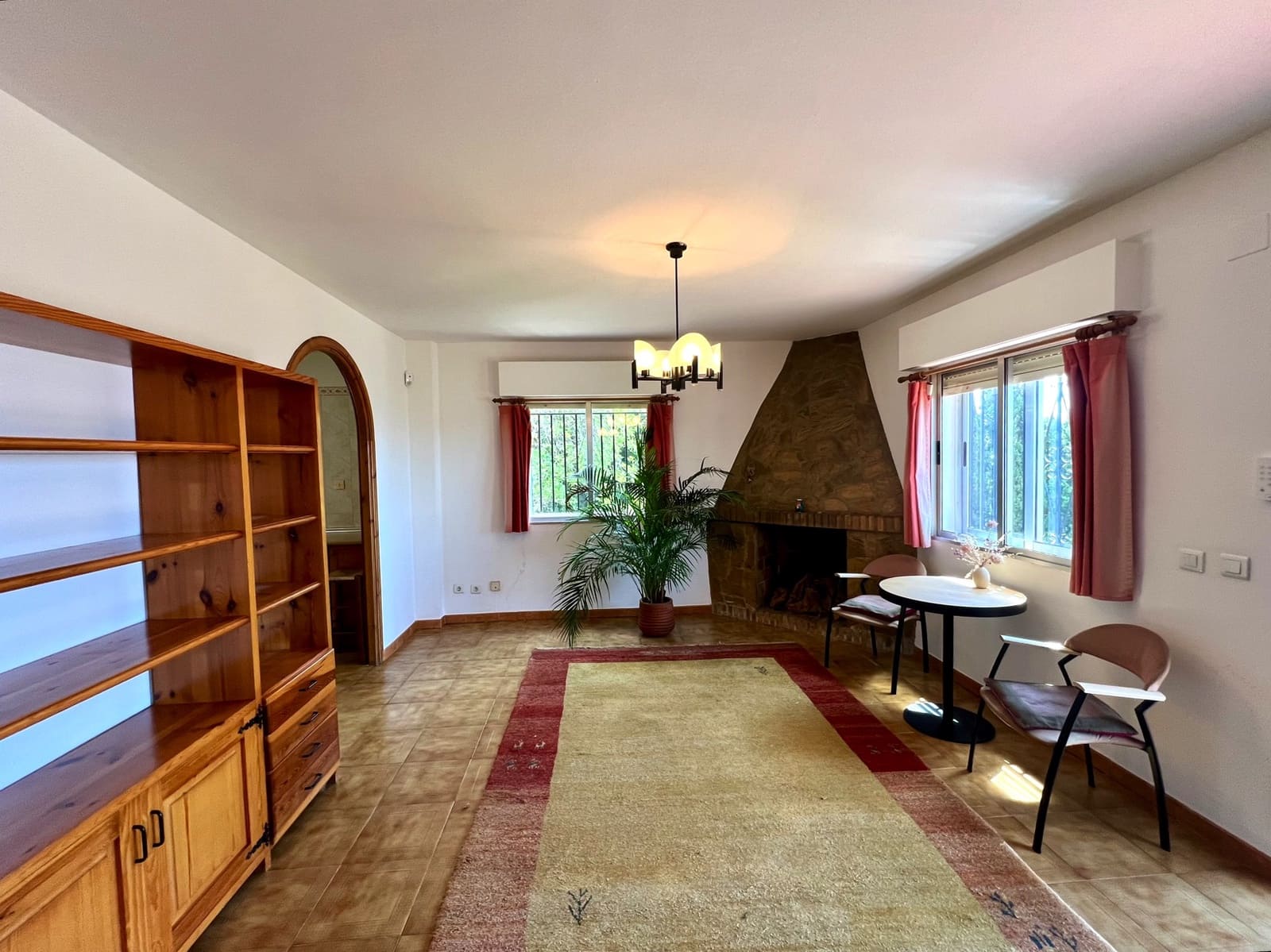 4 soveværelse Villa til salg i Alcaucin med swimmingpool garage - € 334.000 (Ref: 8949788)