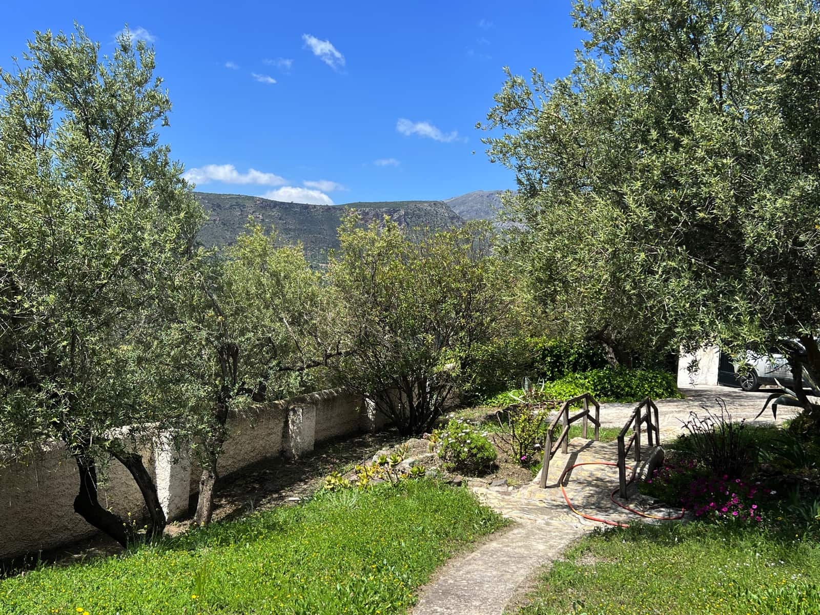 4 soveværelse Villa til salg i Alcaucin med swimmingpool garage - € 334.000 (Ref: 8949788)