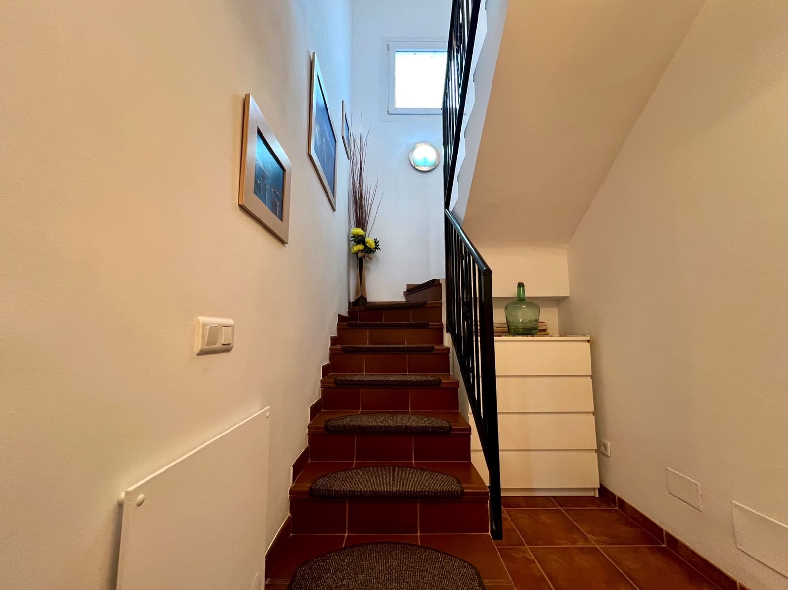 4 soveværelse Villa til salg i Alcaucin med swimmingpool - € 335.000 (Ref: 8962145)