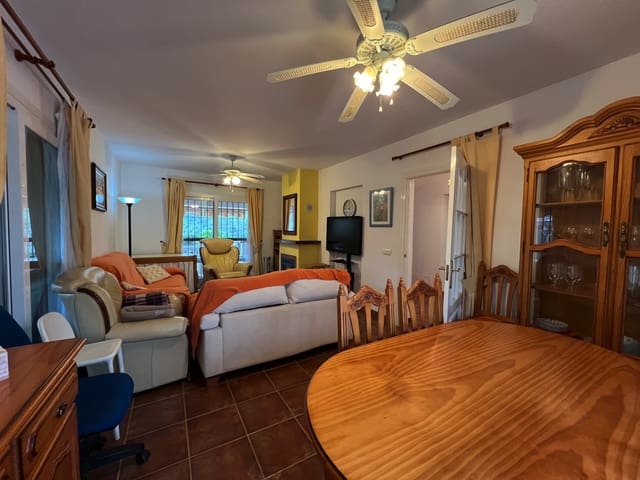 4 sovrum Villa till salu i Alcaucín med pool - 335 000 € (Ref: 8962145)