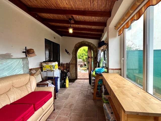 4 sovrum Villa till salu i Alcaucín med pool - 335 000 € (Ref: 8962145)