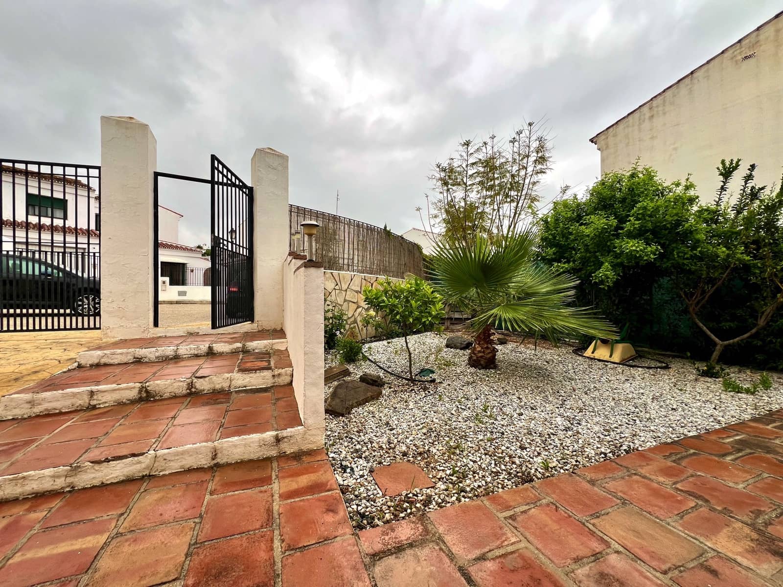 4 soveværelse Villa til salg i Alcaucin med swimmingpool - € 335.000 (Ref: 8962145)