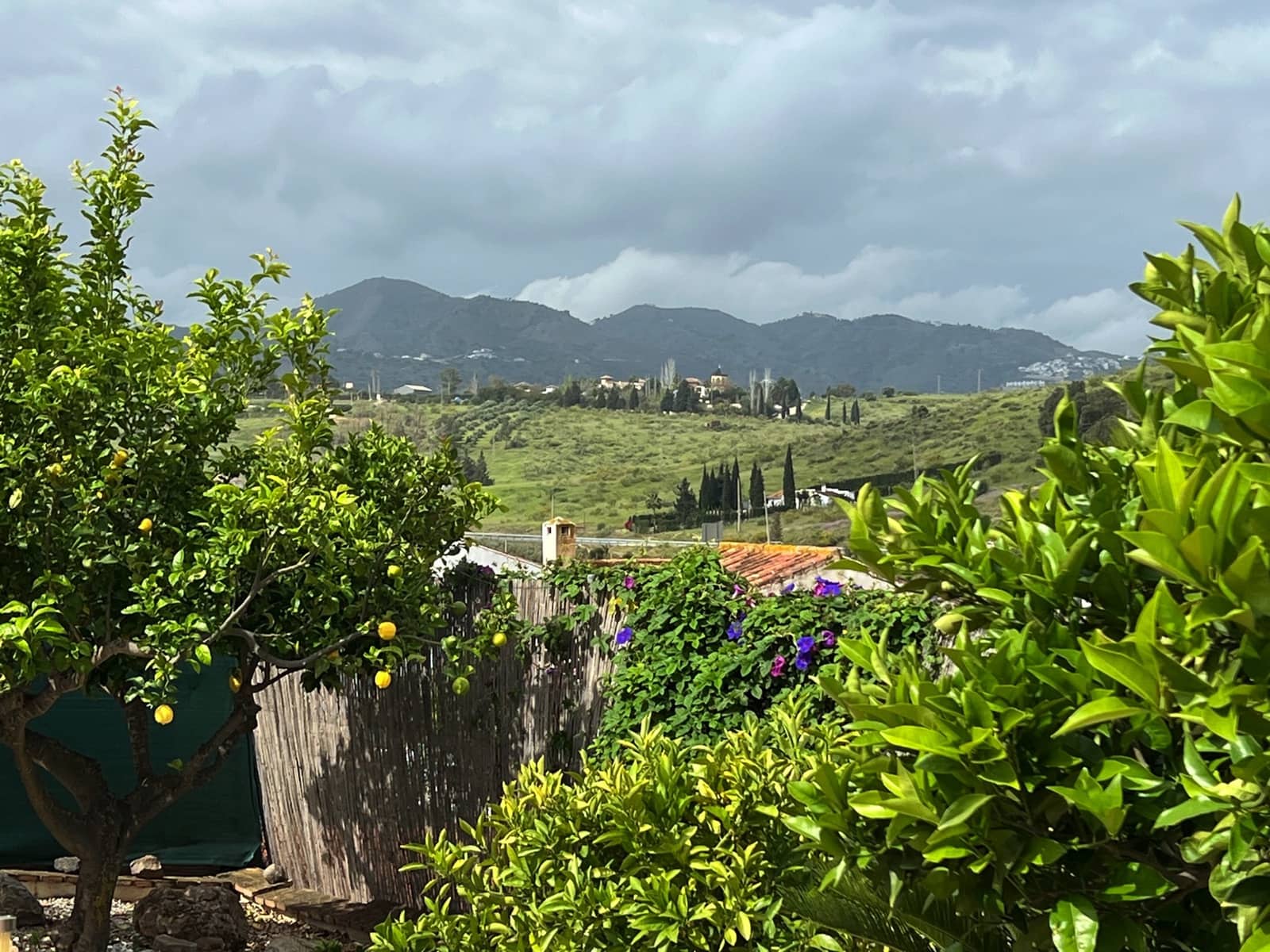 4 soveværelse Villa til salg i Alcaucin med swimmingpool - € 335.000 (Ref: 8962145)