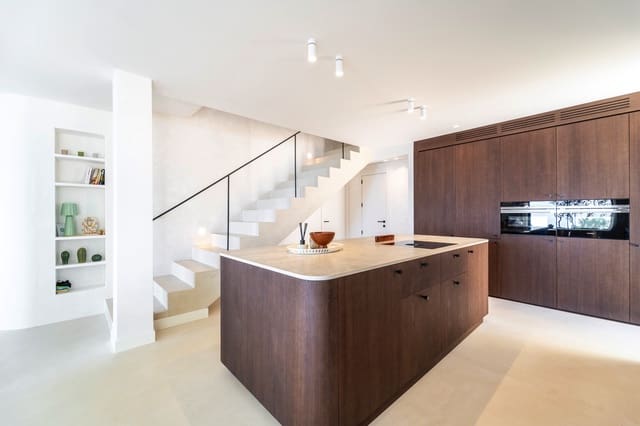 5 soveværelse Villa til salg i Málaga by med swimmingpool garage - € 1.850.000 (Ref: 8971765)