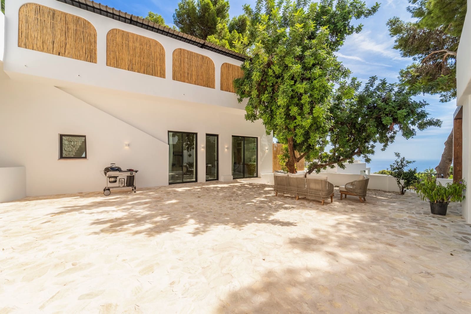 5 soveværelse Villa til salg i Malaga by med swimmingpool garage - € 1.850.000 (Ref: 8971765)