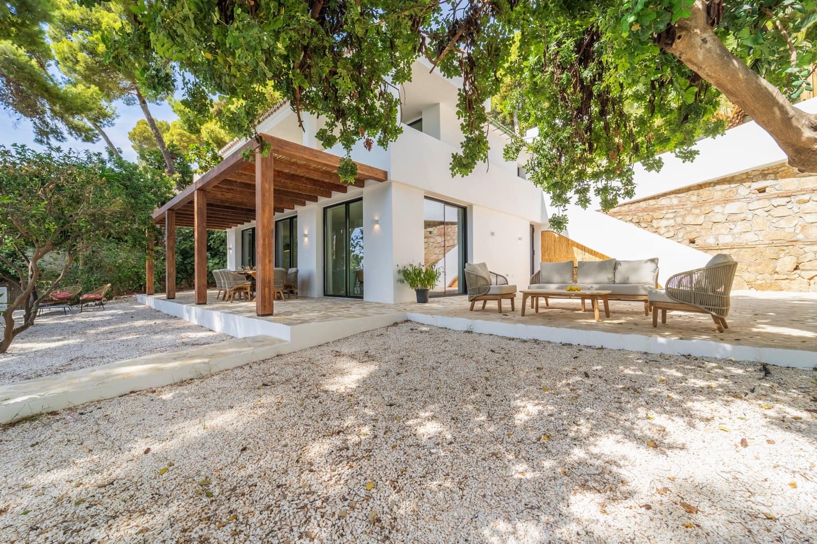 5 soveværelse Villa til salg i Malaga by med swimmingpool garage - € 1.850.000 (Ref: 8971765)
