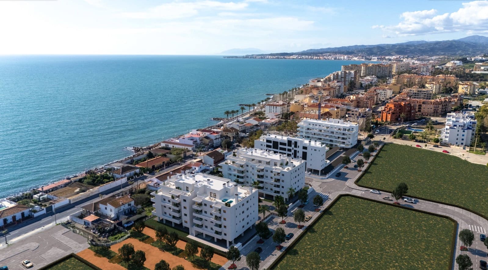 Apartamento de 3 habitaciones en Algarrobo Costa en venta con piscina garaje - 357.000 € (Ref: 9101666)