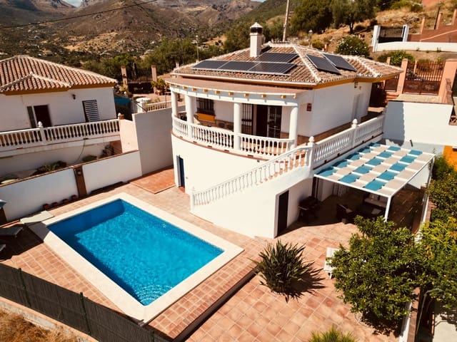 4 soveværelse Villa til salg i Alcaucín med swimmingpool garage - € 315.000 (Ref: 9143672)