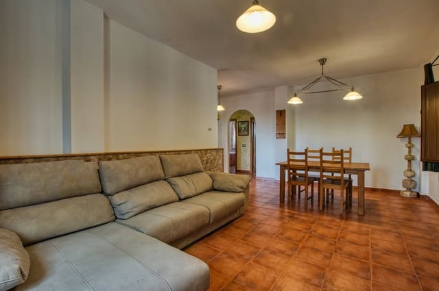 4 slaapkamer Villa te koop in Periana met zwembad garage - € 380.000 (Ref: 9184400)