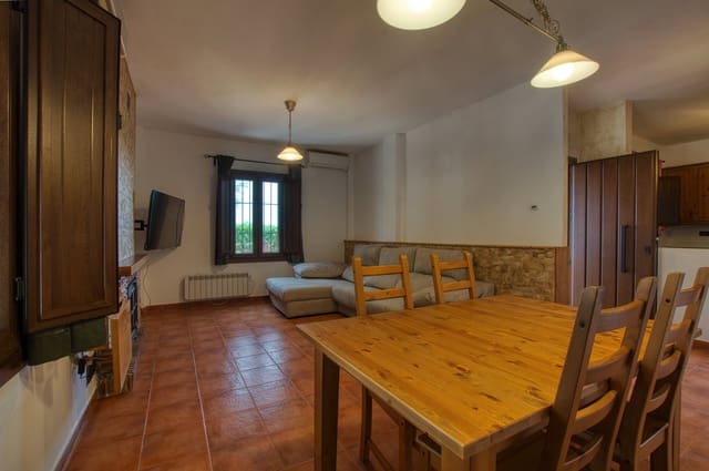 4 slaapkamer Villa te koop in Periana met zwembad garage - € 380.000 (Ref: 9184400)