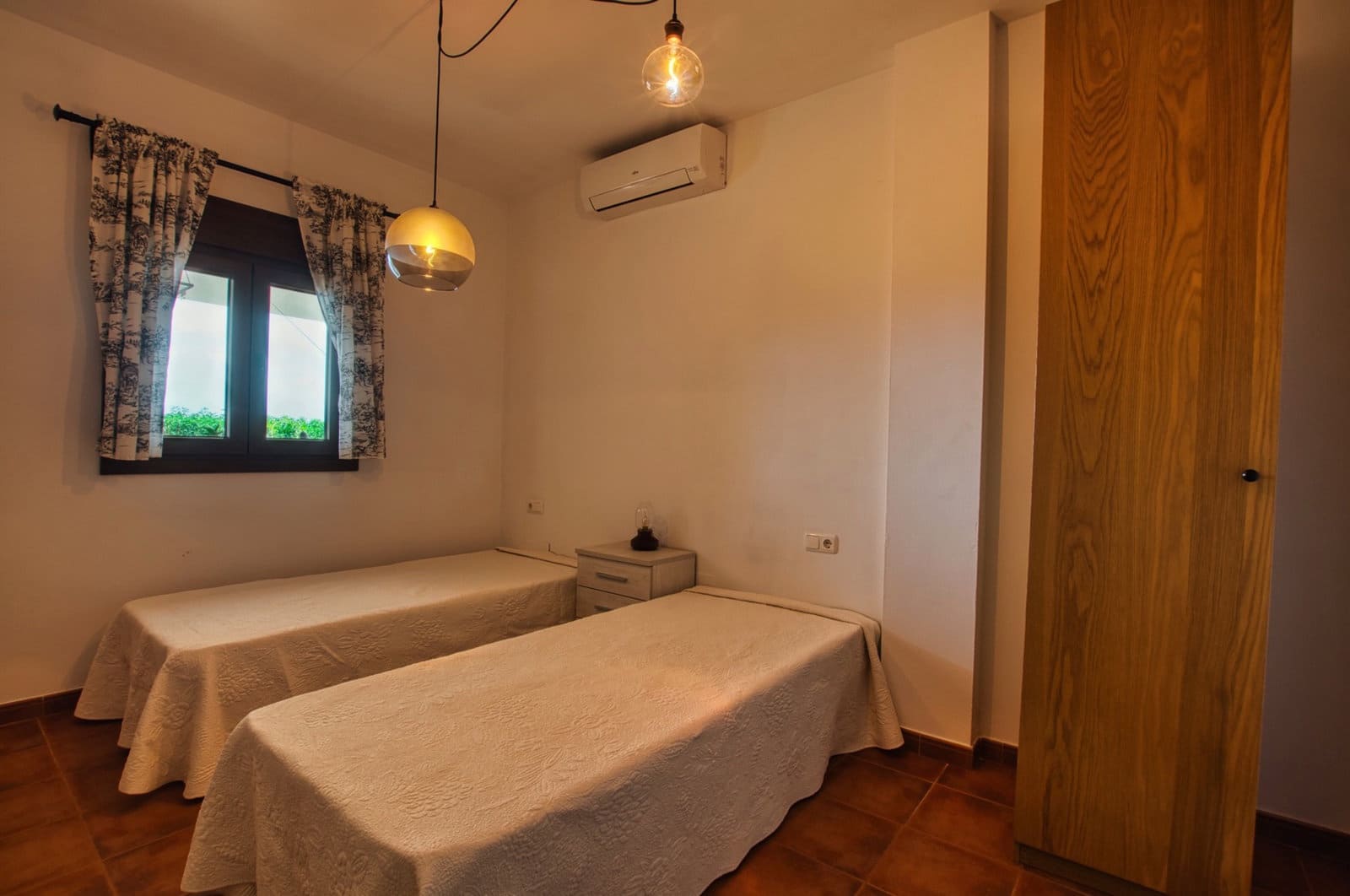 4 slaapkamer Villa te koop in Periana met zwembad garage - € 380.000 (Ref: 9184400)