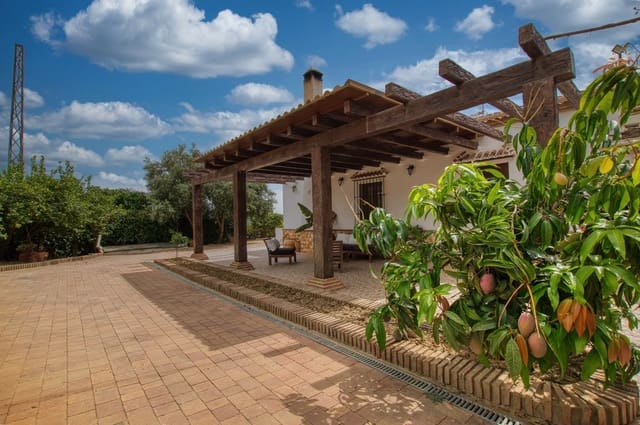 4 slaapkamer Villa te koop in Periana met zwembad garage - € 380.000 (Ref: 9184400)