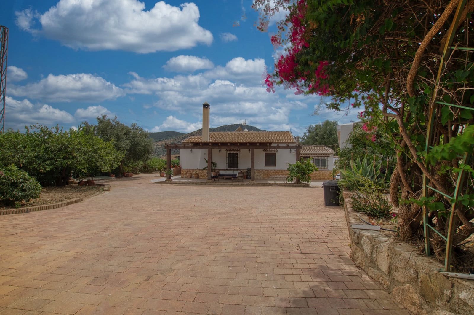 4 slaapkamer Villa te koop in Periana met zwembad garage - € 380.000 (Ref: 9184400)