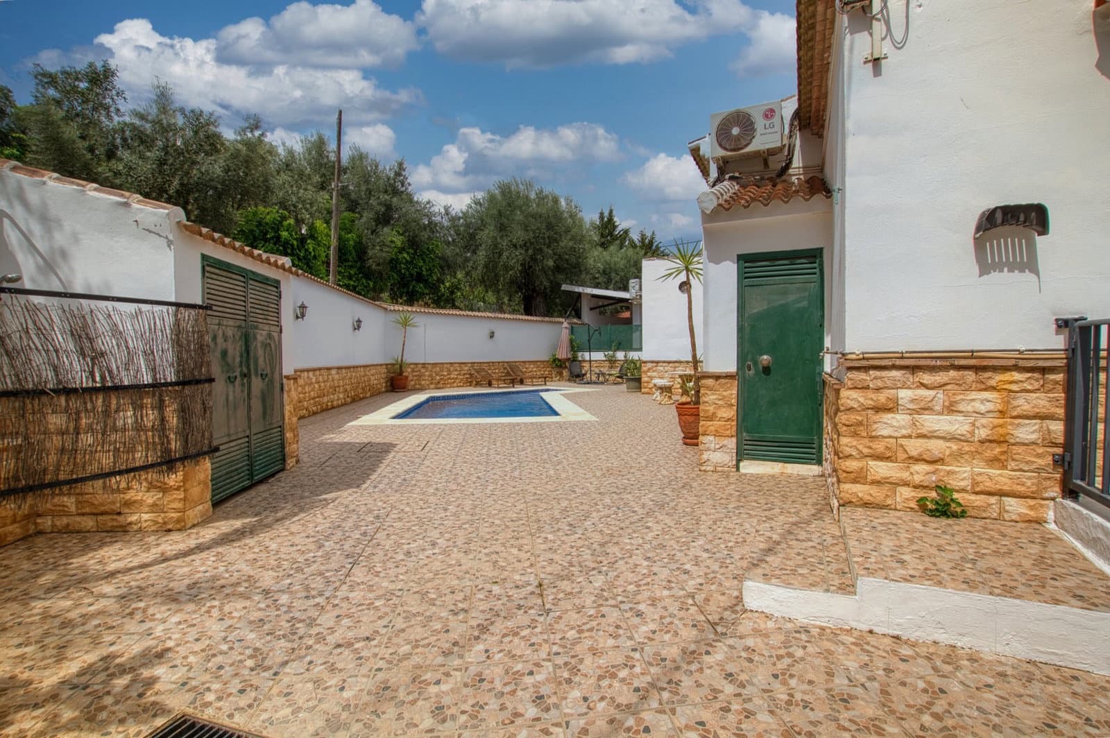 4 slaapkamer Villa te koop in Periana met zwembad garage - € 380.000 (Ref: 9184400)