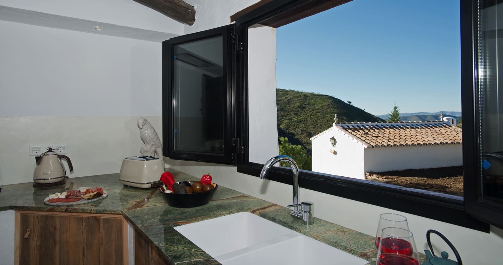 4 soveværelse Villa til salg i Canillas de Aceituno med swimmingpool garage - € 849.000 (Ref: 9201720)