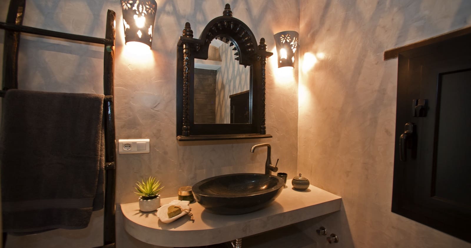 4 soveværelse Villa til salg i Canillas de Aceituno med swimmingpool garage - € 849.000 (Ref: 9201720)