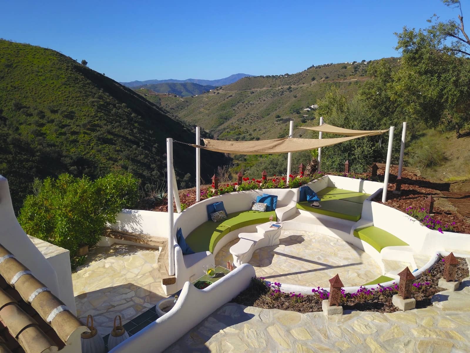 4 soveværelse Villa til salg i Canillas de Aceituno med swimmingpool garage - € 849.000 (Ref: 9201720)