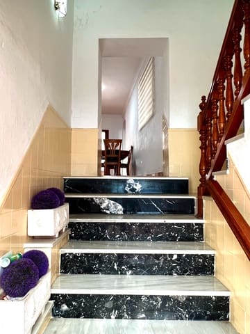 5 sovrum Radhus till salu i Viñuela - 170 000 € (Ref: 9245750)