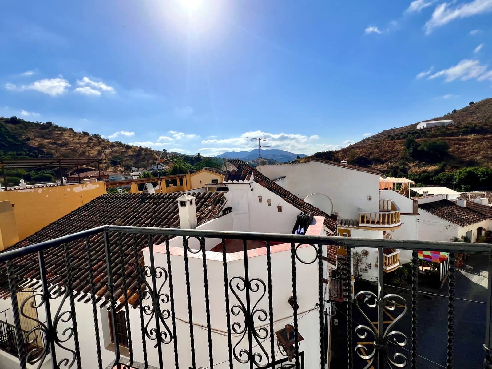 5 soveværelse Rækkehus til salg i Vinuela - € 170.000 (Ref: 9245750)