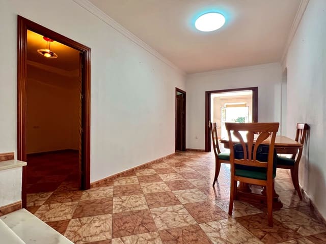 5 sovrum Radhus till salu i Viñuela - 170 000 € (Ref: 9245750)