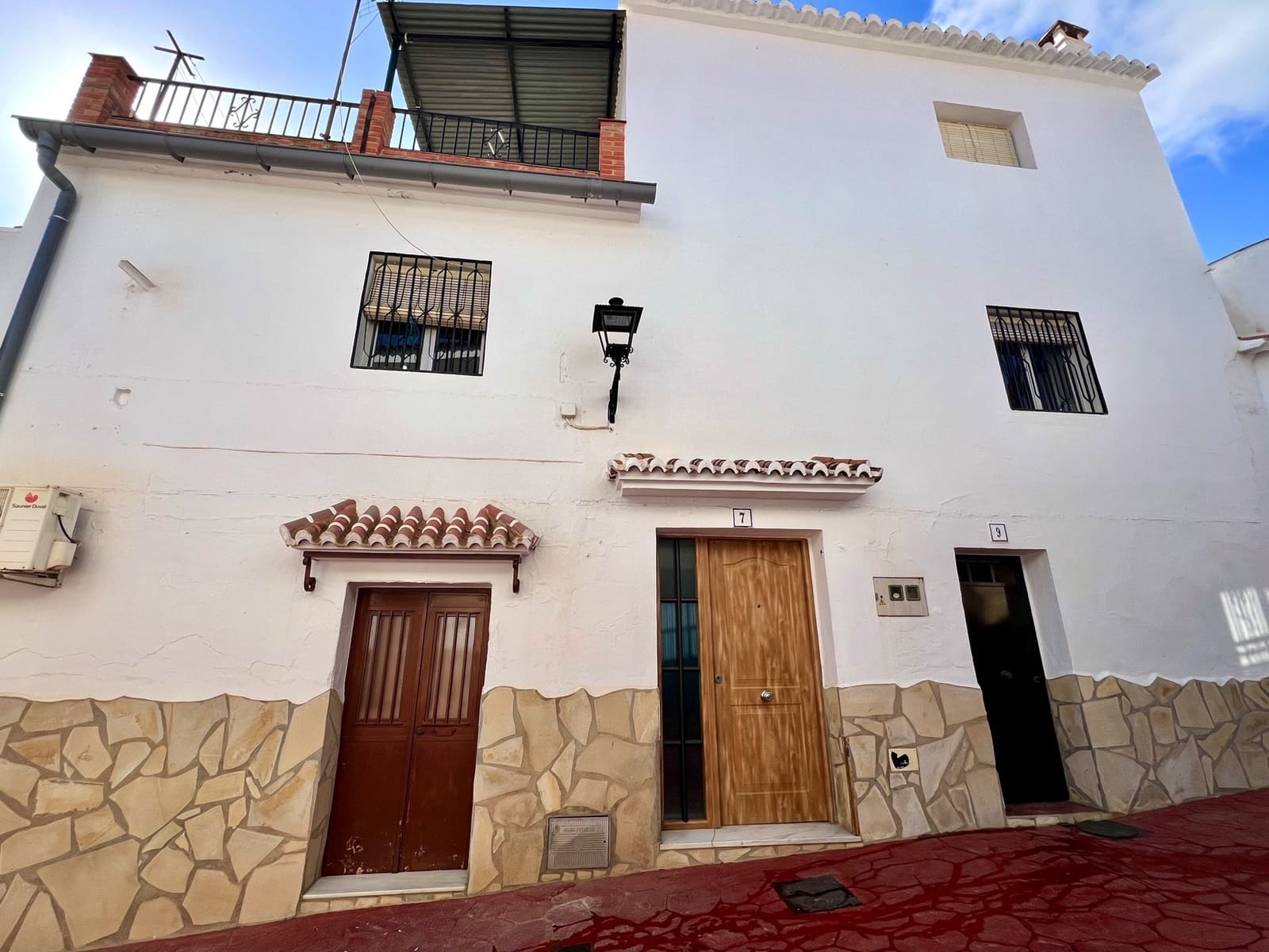 5 soveværelse Rækkehus til salg i Vinuela - € 170.000 (Ref: 9245750)