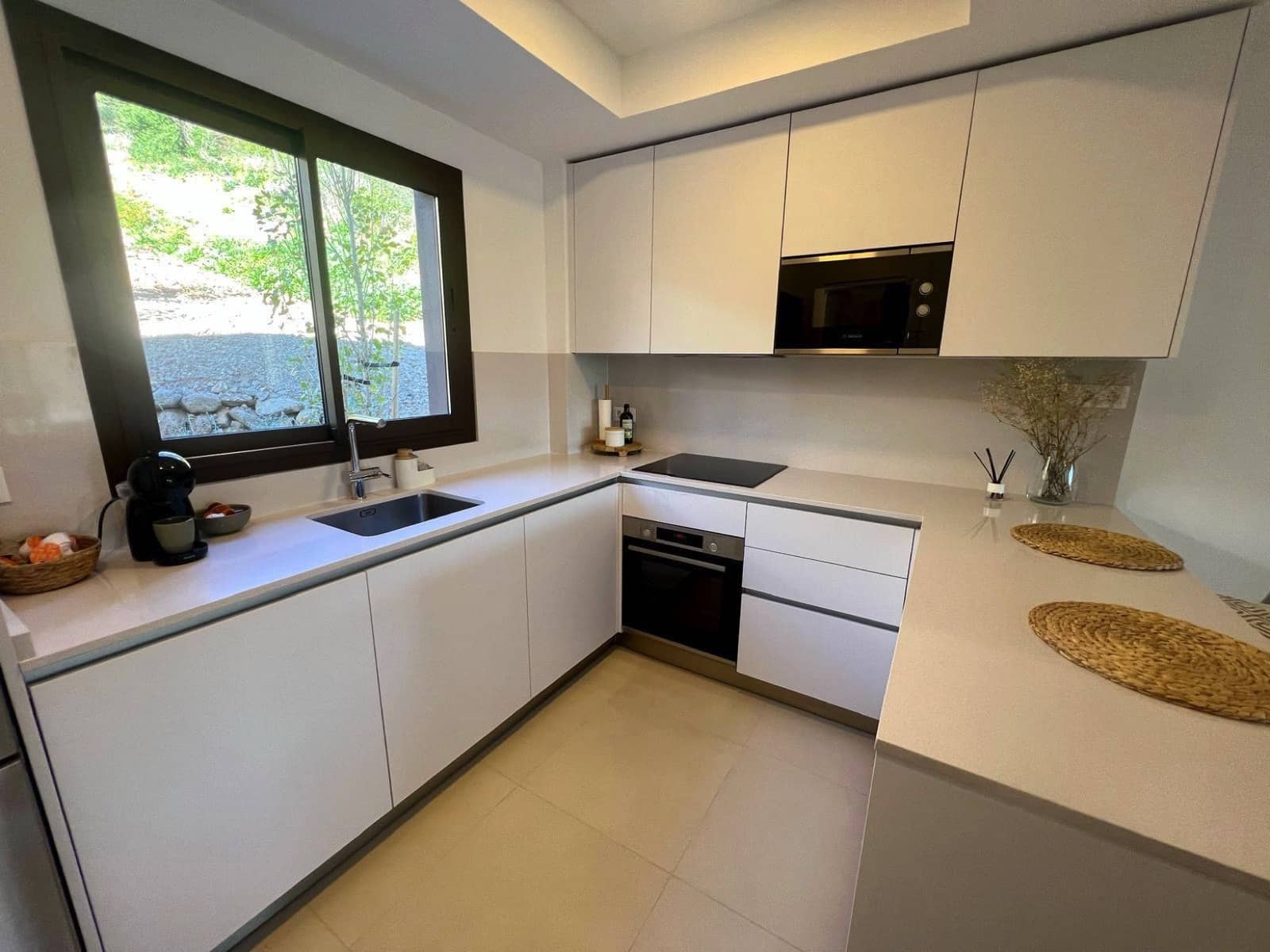 2 makuuhuone Huoneisto myytävänä paikassa Rincon de la Victoria mukana uima-altaan 
autotalli - 549 000 € (Ref: 9263892)