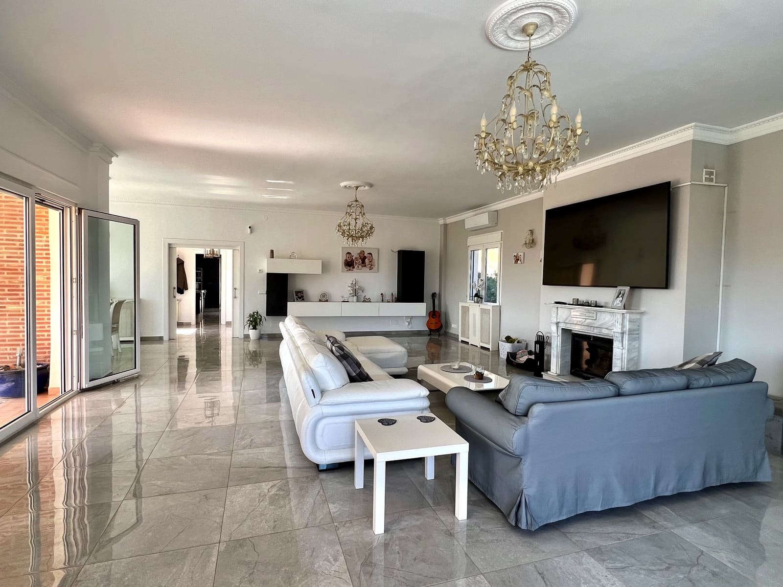 4 soveværelse Villa til salg i Vinuela med swimmingpool garage - € 795.000 (Ref: 9265582)