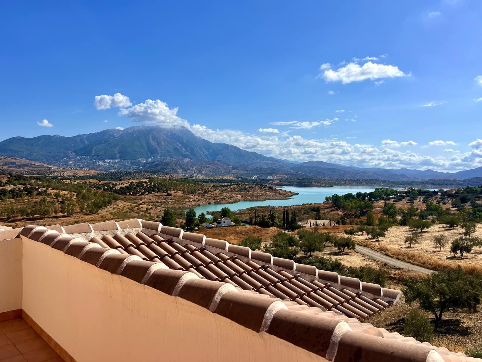 4 soveværelse Villa til salg i Vinuela med swimmingpool garage - € 795.000 (Ref: 9265582)