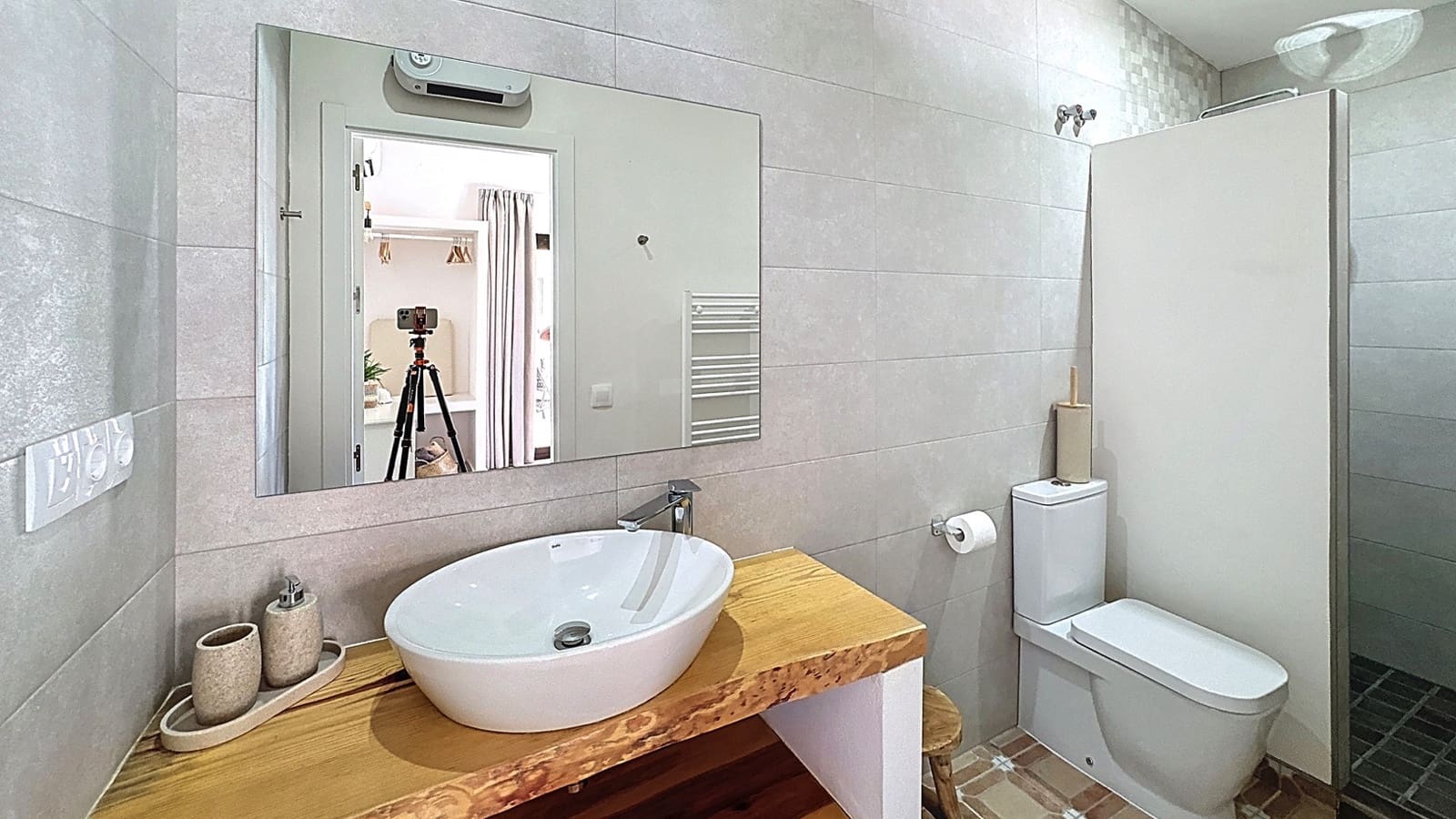 7 soveværelse Finca/Landehus til salg i Periana med swimmingpool garage - € 775.000 (Ref: 9267605)