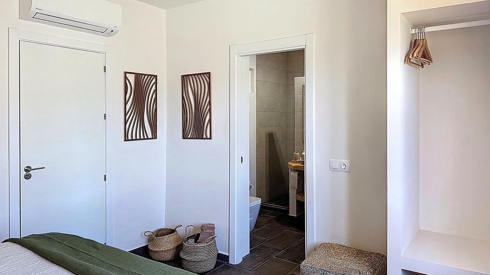 7 soveværelse Finca/Landehus til salg i Periana med swimmingpool garage - € 775.000 (Ref: 9267605)