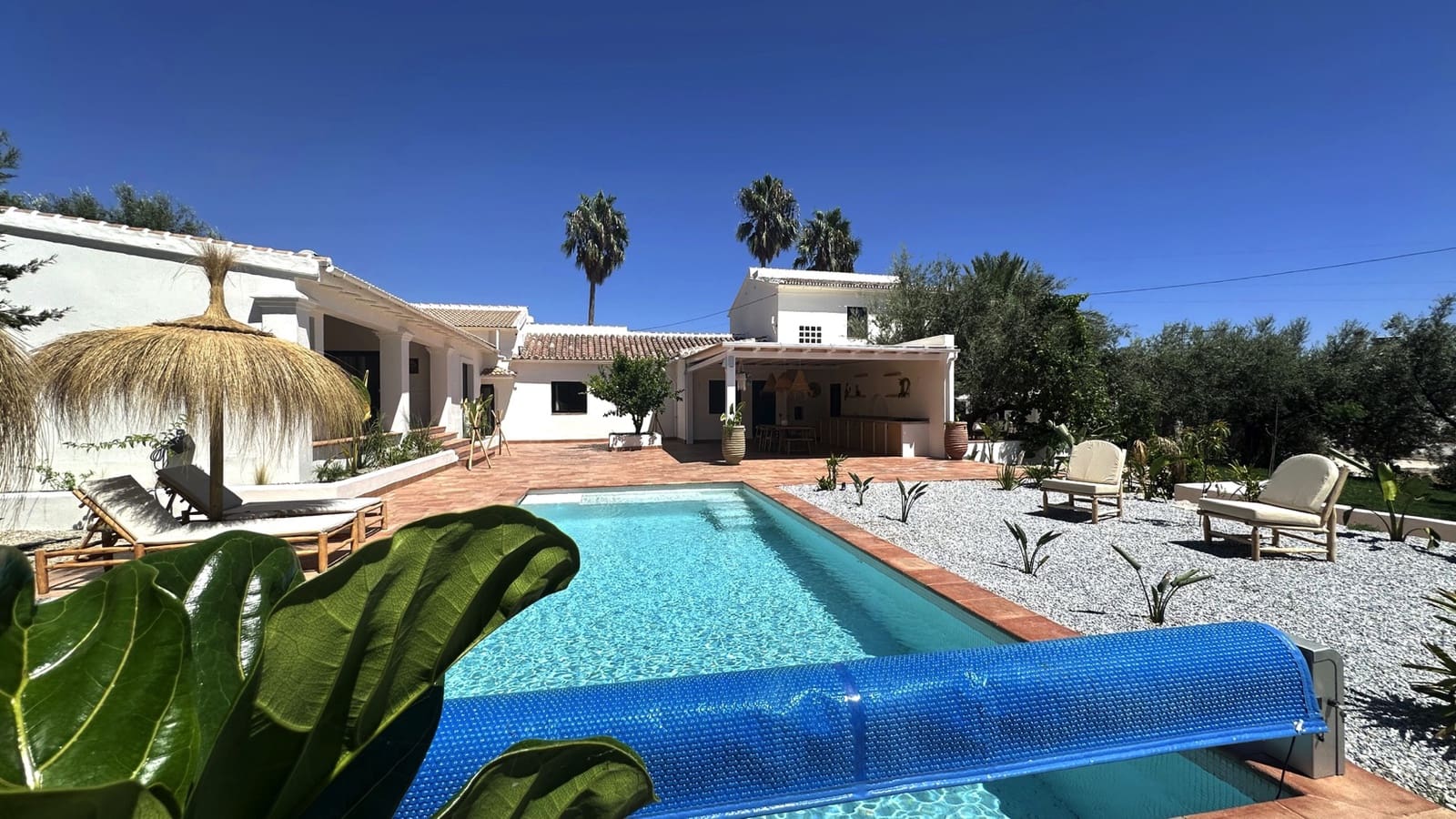 7 soveværelse Finca/Landehus til salg i Periana med swimmingpool garage - € 775.000 (Ref: 9267605)