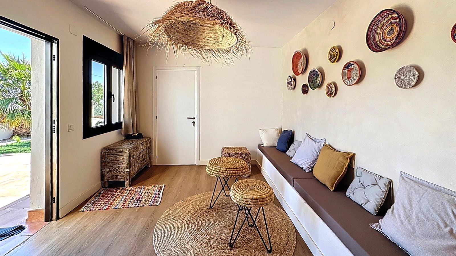 7 soveværelse Finca/Landehus til salg i Periana med swimmingpool garage - € 775.000 (Ref: 9267605)