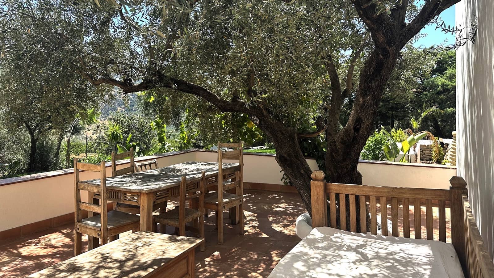 7 soveværelse Finca/Landehus til salg i Periana med swimmingpool garage - € 775.000 (Ref: 9267605)