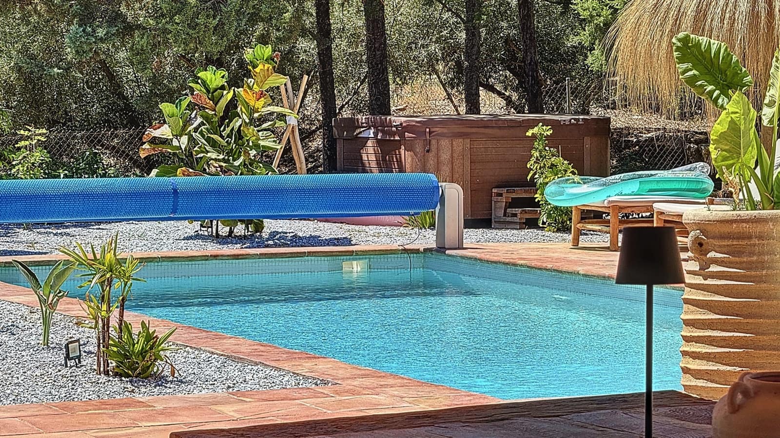 7 soveværelse Finca/Landehus til salg i Periana med swimmingpool garage - € 775.000 (Ref: 9267605)