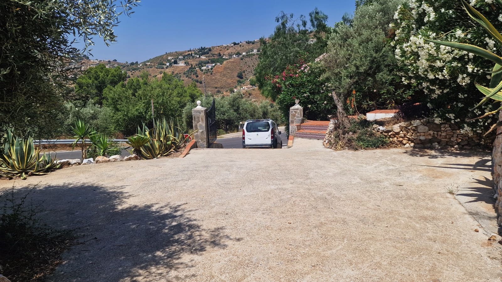 2 sovrum Villa till salu i Competa med pool garage - 295 000 € (Ref: 9382039)